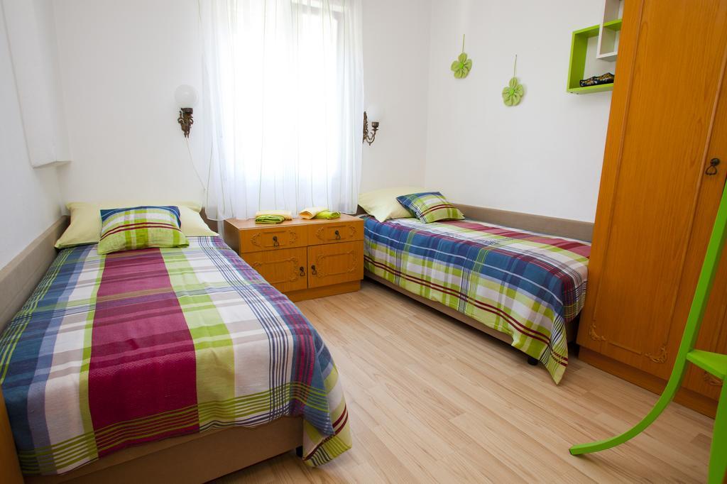 Apartments Marija Vrbnik (Primorje-Gorski Kotar) Exterior foto